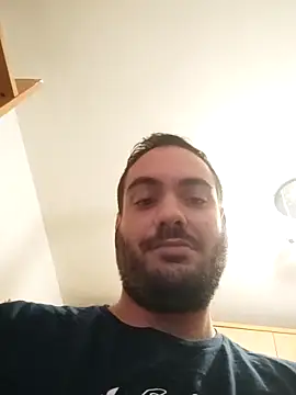 Snapshot of skrigul12 chatting on 03/14/25, 01:57 skrigul12 online show from 03/14/25, 01:57