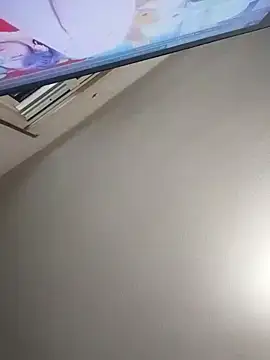 Snapshot of skrigul12 chatting on 10/11/25, 01:31 skrigul12 online show from 10/11/25, 01:31