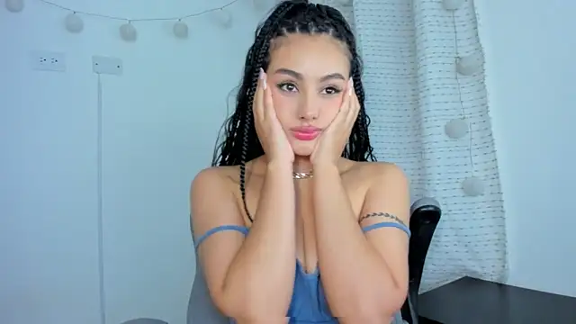 Snapshot of julia_strauns chatting on 01/02/25, 05:14 julia strauns online show from 01/02/25, 05:14