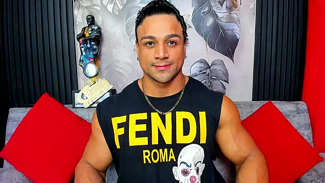 Snapshot of MikeEstevess chatting on 12/03/25, 10:02 MikeEstevess online show from 12/03/25, 10:02