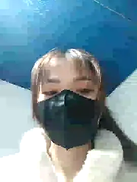 tara 0000 online show from 02/20/25, 01:57