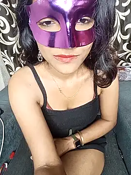 REVA DARLING online show from 12/18/25, 07:58