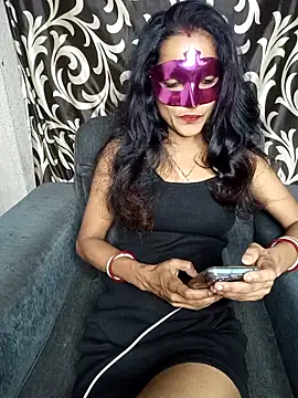 REVA DARLING online show from 06/18/26, 03:16