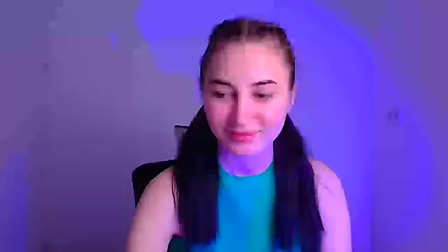 Jennifer Blum online show from 12/05/24, 06:10