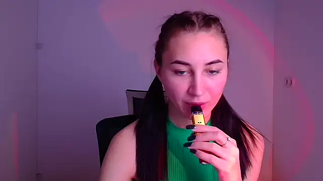 Jennifer Blum online show from 12/05/24, 09:17