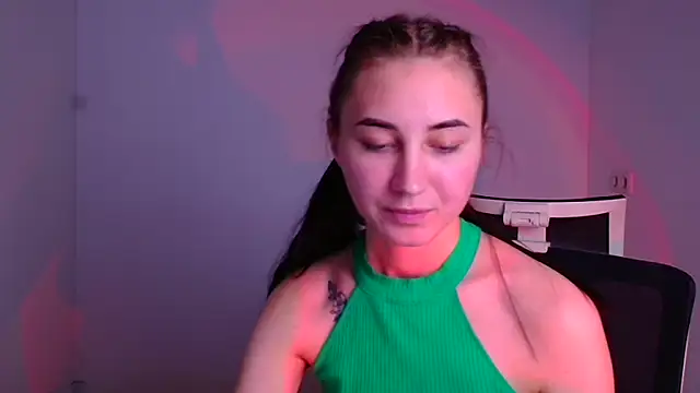 Jennifer Blum online show from 12/05/24, 12:22