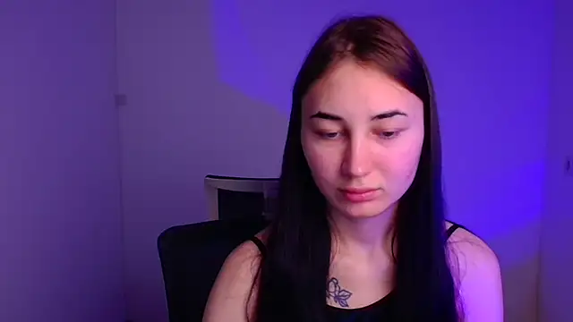 Jennifer Blum online show from 12/14/24, 06:13