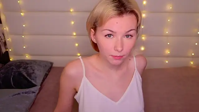 BunnyAnny online show from 12/05/24, 11:18