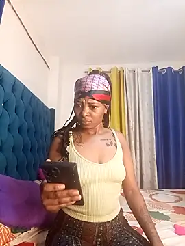 Snapshot of Licia_harvin chatting on 11/12/25, 03:45 Licia harvin online show from 11/12/25, 03:45