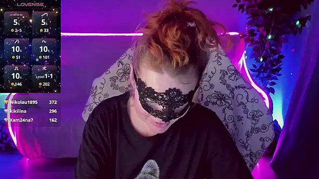 Sexy-Housewife online show from 01/23/25, 01:51