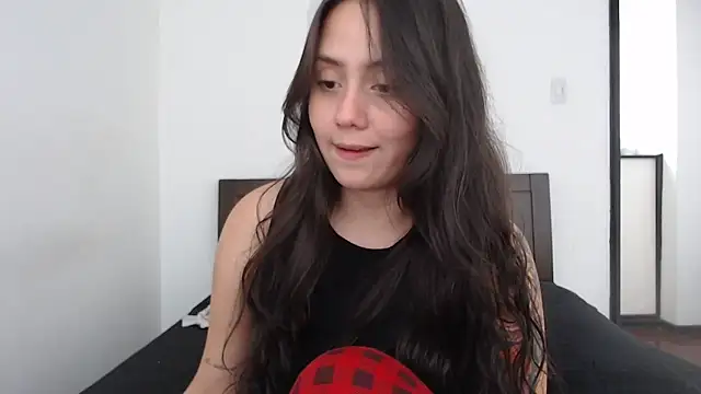 rebecca collin online show from 12/17/25, 08:37