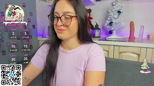 Snapshot of Kruela_Eva chatting on 12/27/24, 11:42 Kruela Eva online show from 12/27/24, 11:42