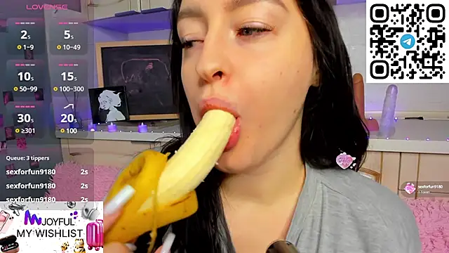 Snapshot of Kruela_Eva chatting on 01/28/25, 11:39 Kruela Eva online show from 01/28/25, 11:39