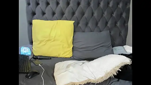 Snapshot of DIRTYTALKINQUEEN chatting on 10/03/25, 08:06 DIRTYTALKINQUEEN online show from 10/03/25, 08:06