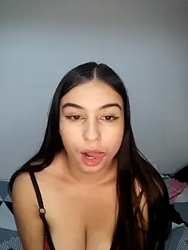 walker leah7 online show from 02/09/25, 03:32
