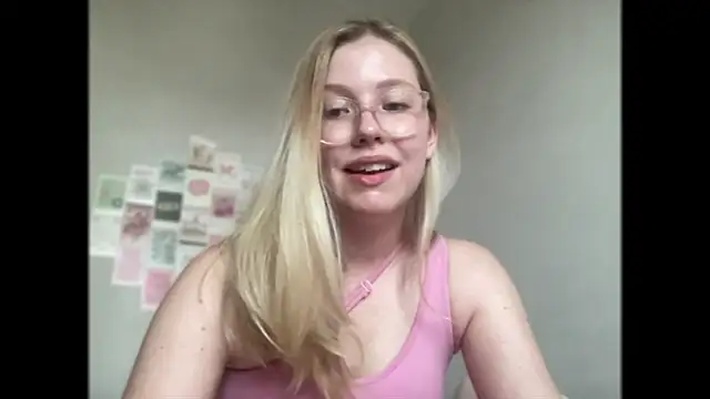 HoneyAudrey online show from 10/02/25, 02:29