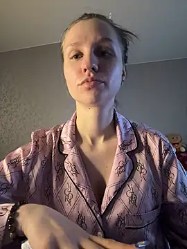 AnasteishaCharm online show from 12/30/24, 12:31