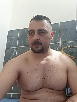 Snapshot of Mirkoxxx@xh chatting on 06/10/26, 07:46 Mirkoxxxxh online show from 06/10/26, 07:46