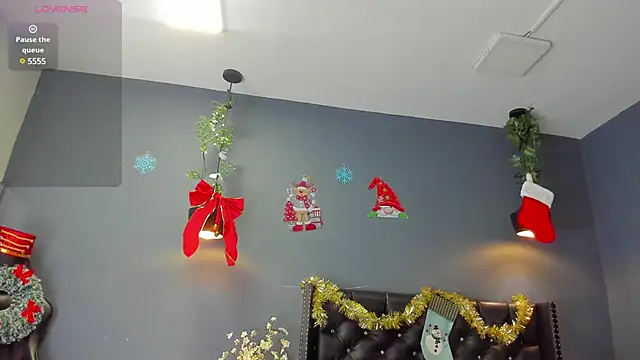 Hannah Miller   online show from 12/23/24, 11:47