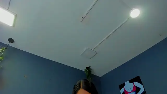 Hannah Miller   online show from 03/01/25, 05:27