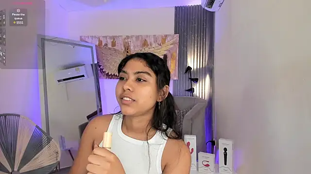 emma alice  online show from 01/13/25, 12:13