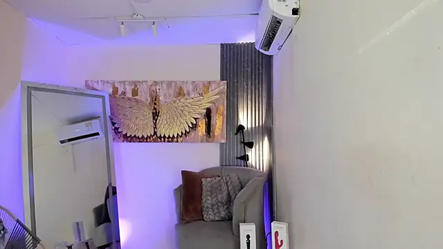 emma alice  online show from 01/15/25, 06:08