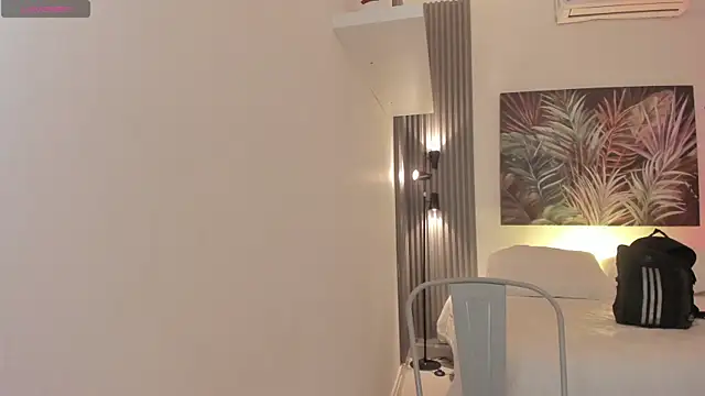 emma alice  online show from 11/14/25, 12:04