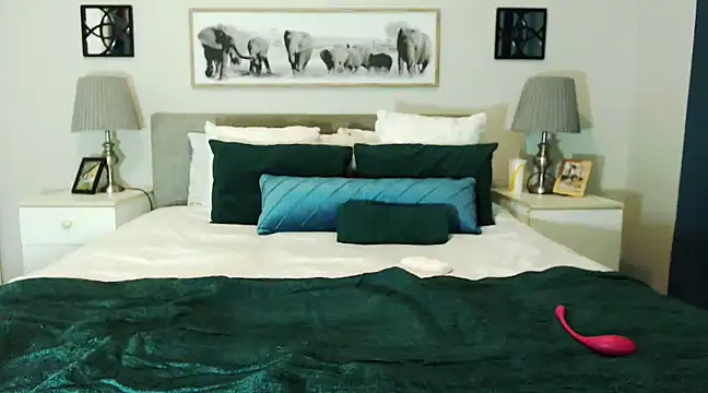 NaughtyKelly28 online show from 02/01/25, 10:44