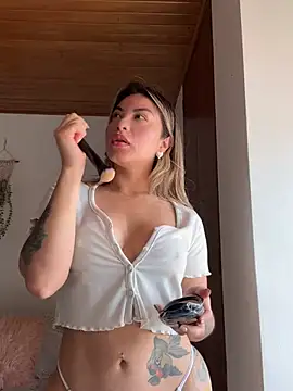 Karen San Miguel online show from 12/29/24, 03:57