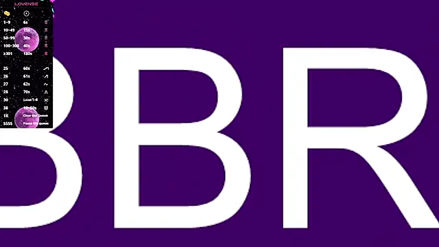 Snapshot of UniversitygirlQS chatting on 12/03/24, 04:03 UniversitygirlQS online show from 12/03/24, 04:03