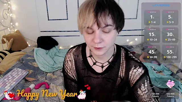 Snapshot of Yakhont chatting on 01/01/25, 08:15 Yakhont online show from 01/01/25, 08:15