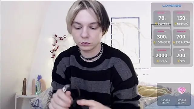 Snapshot of Yakhont chatting on 02/18/25, 04:26 Yakhont online show from 02/18/25, 04:26