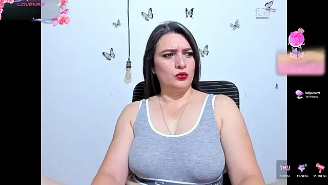 Amie Adams82  online show from 07/16/26, 04:02