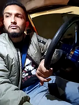 Snapshot of mosmar_20 chatting on 09/25/25, 12:47 mosmar 20 online show from 09/25/25, 12:47