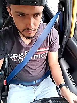 Snapshot of mosmar_20 chatting on 09/27/25, 07:52 mosmar 20 online show from 09/27/25, 07:52