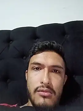 Snapshot of mosmar_20 chatting on 10/24/25, 01:24 mosmar 20 online show from 10/24/25, 01:24