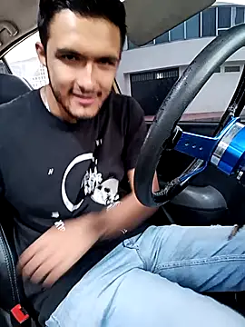 Snapshot of mosmar_20 chatting on 10/30/25, 10:32 mosmar 20 online show from 10/30/25, 10:32