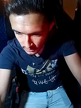 Snapshot of mosmar_20 chatting on 11/02/25, 12:13 mosmar 20 online show from 11/02/25, 12:13