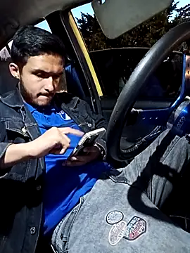 Snapshot of mosmar_20 chatting on 11/09/25, 10:24 mosmar 20 online show from 11/09/25, 10:24