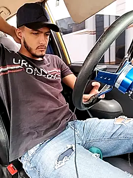 Snapshot of mosmar_20 chatting on 11/27/25, 07:38 mosmar 20 online show from 11/27/25, 07:38