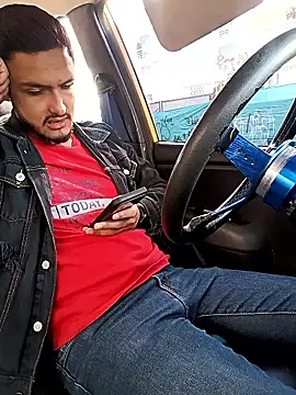 Snapshot of mosmar_20 chatting on 12/14/25, 02:22 mosmar 20 online show from 12/14/25, 02:22