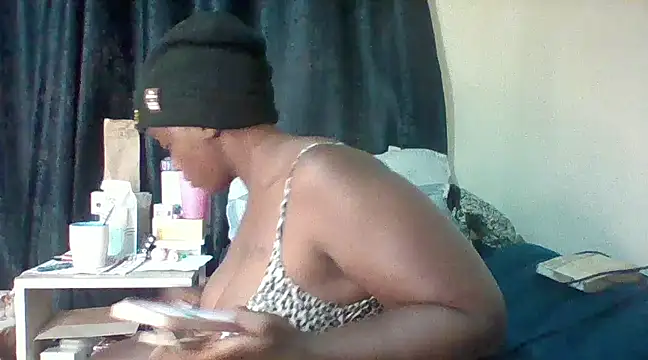 Snapshot of Nish_Darling_ chatting on 01/15/25, 11:53 Nish Darling  online show from 01/15/25, 11:53