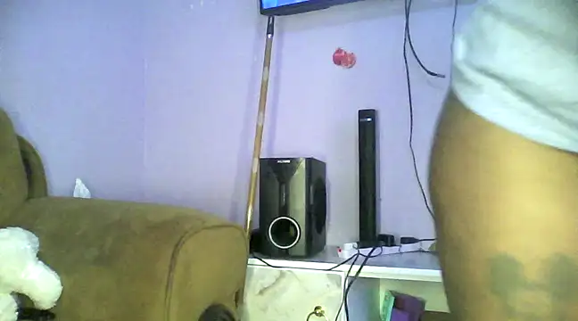 Snapshot of Nish_Darling_ chatting on 03/07/25, 06:24 Nish Darling  online show from 03/07/25, 06:24