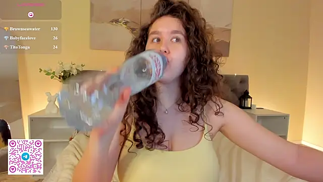 Ariella Sol online show from 05/31/26, 01:07