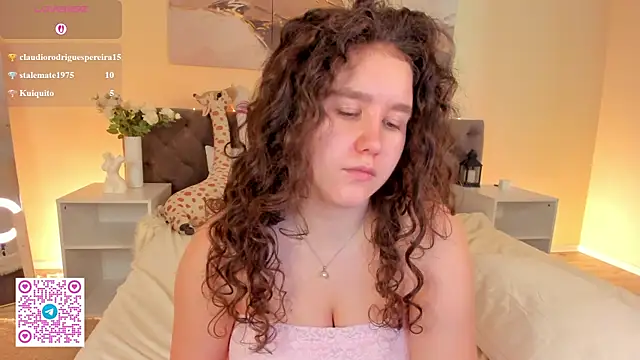 Ariella Sol online show from 06/05/26, 07:14