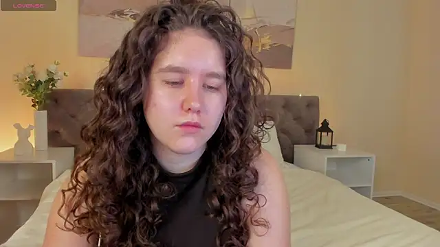 Ariella Sol online show from 06/20/26, 01:09