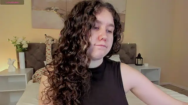 Ariella Sol online show from 06/24/26, 01:15