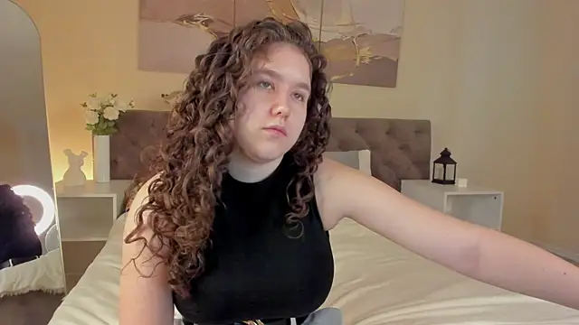 Ariella Sol online show from 07/08/26, 01:32