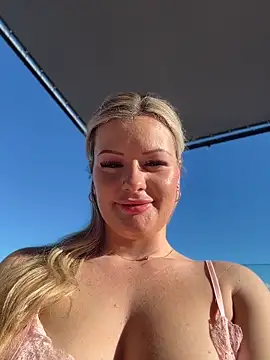 LoveShae  online show from 05/13/26, 05:54