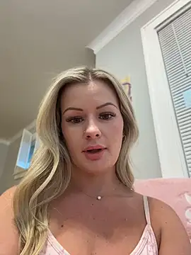 LoveShae  online show from 07/03/26, 02:07